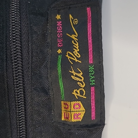 Vintage Fanny pack Euro design belt pouch - Picture 2 of 4